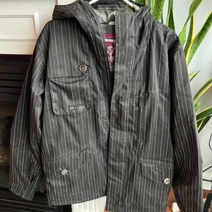 Burton women’s ski jacket - like new